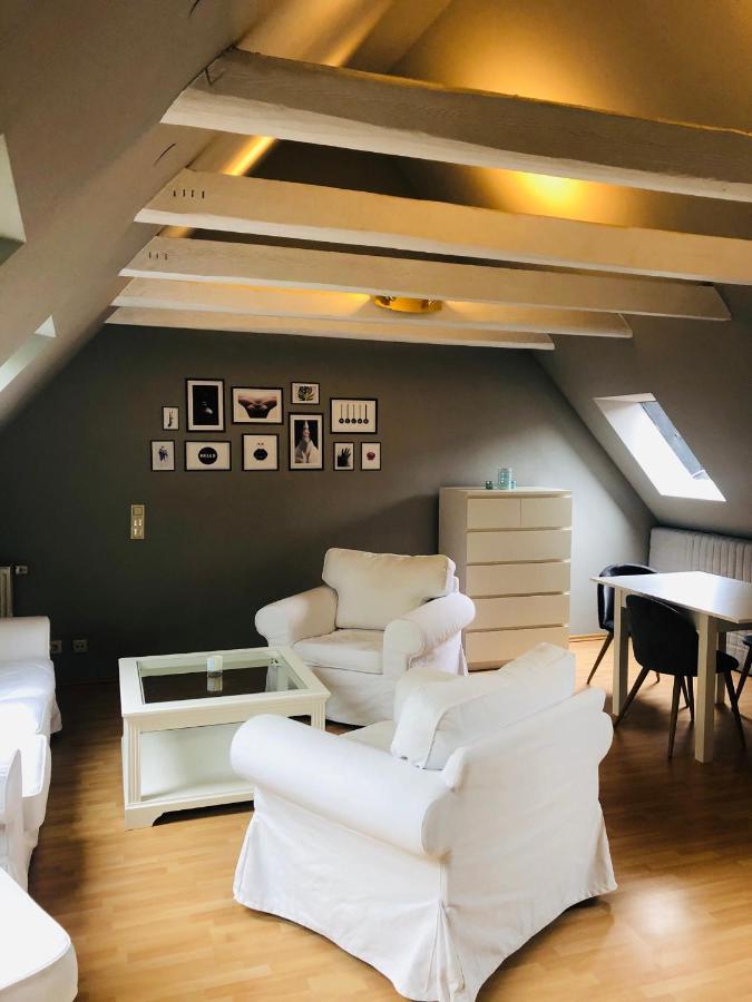 Riverview Loft In Central 헤르초게나우라흐 외부 사진